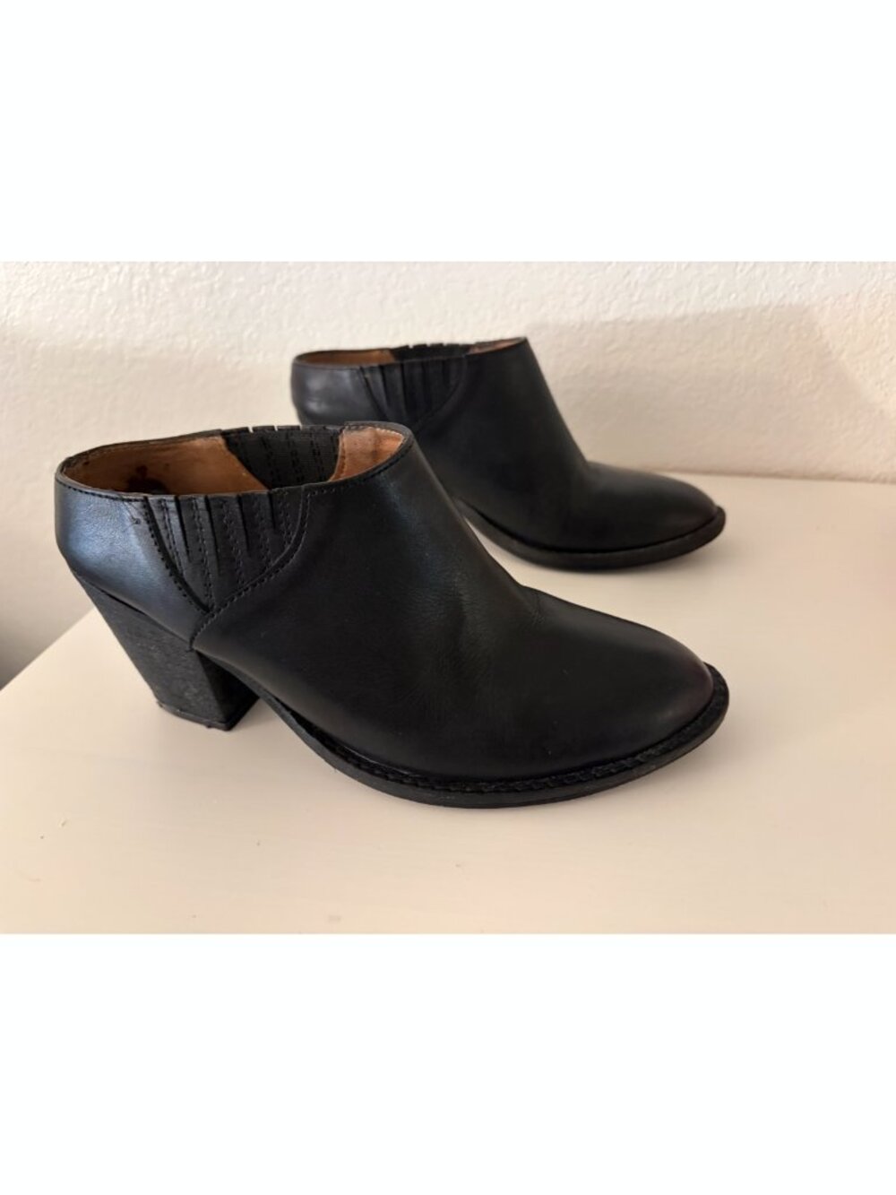 Jeffrey Campbell Black Leather Mule Clog Booties – Size 8.5